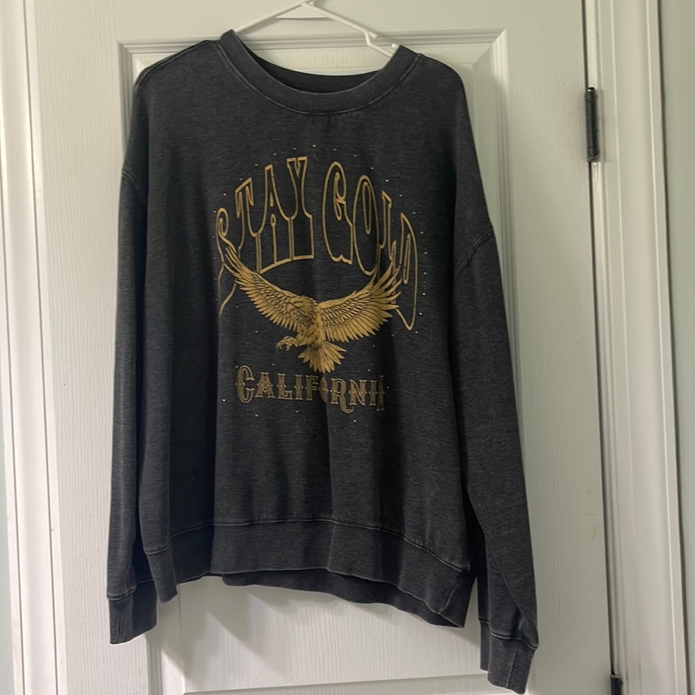 Zoe+Liv Sweatshirt